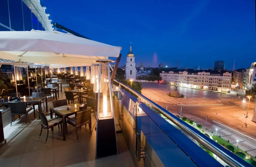 ресторани з гарним краєвидом у Києві