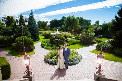 найкрасивіші місця для весільних фотографій у Києві